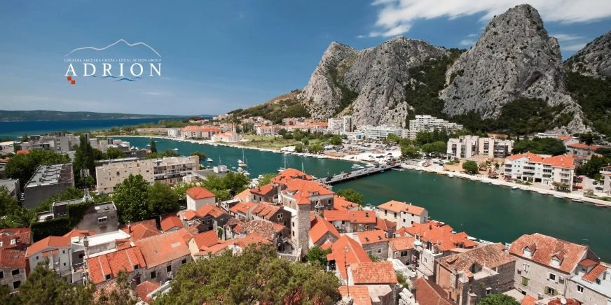 LAG “Adrion” pomaže građanima pogođenima požarom u Omišu